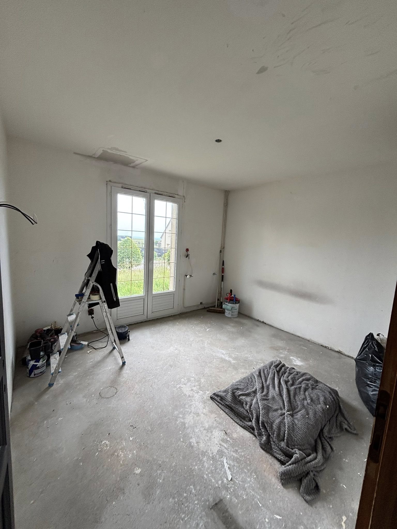Renovation peinture chambre – Guillaumes Services 76 Renovation peinture de chambre en Seine-Maritime par Guillaumes Services